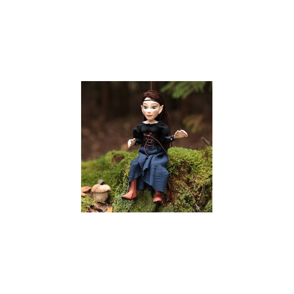 These marionettes are handmade in czech republic.