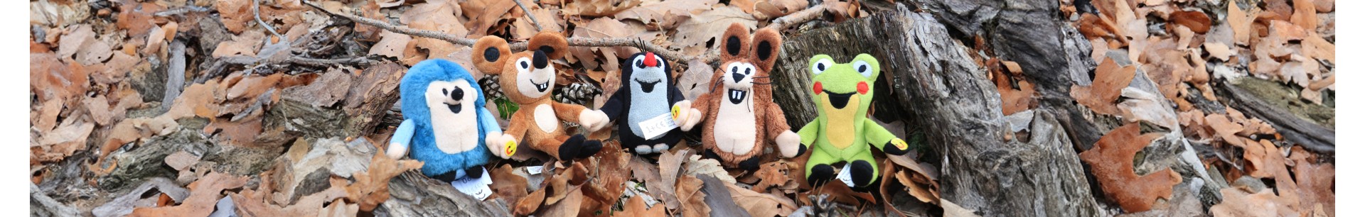 Plush Moles´s friends develop the tactile abilities of the child.